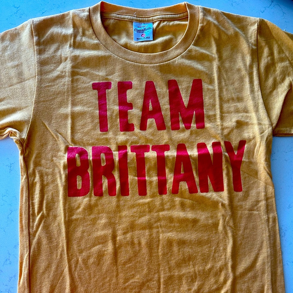 Team Brittany Charlie Hustle XS unisex